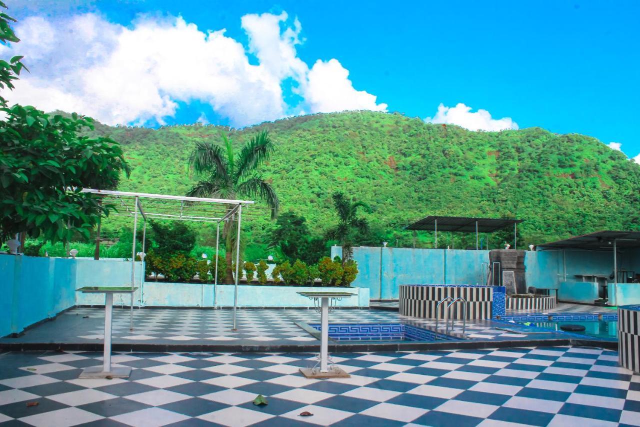 Sp Resort Panvel Chauk 외부 사진